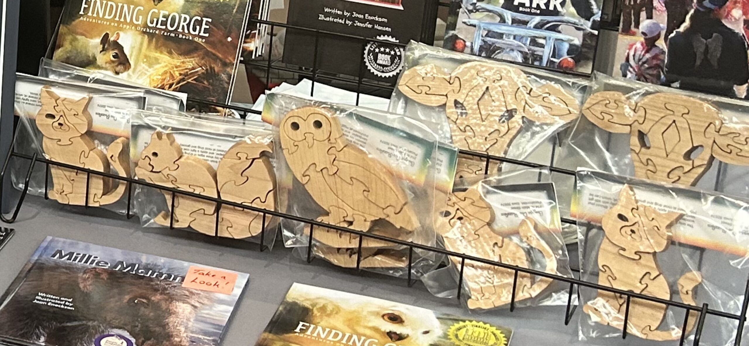 Wooden Puzzle - Simon, the Bushy-Tailed Squirrel - Image 2